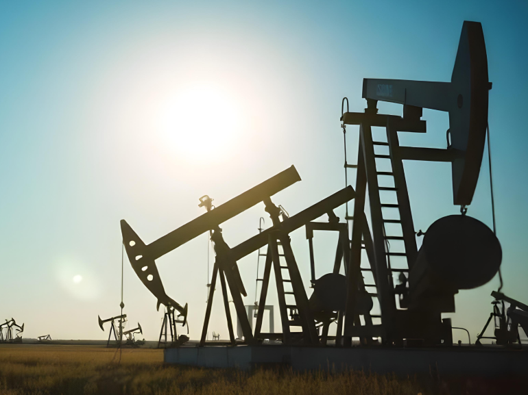 NatGas Soars on Cold Weather Outlook